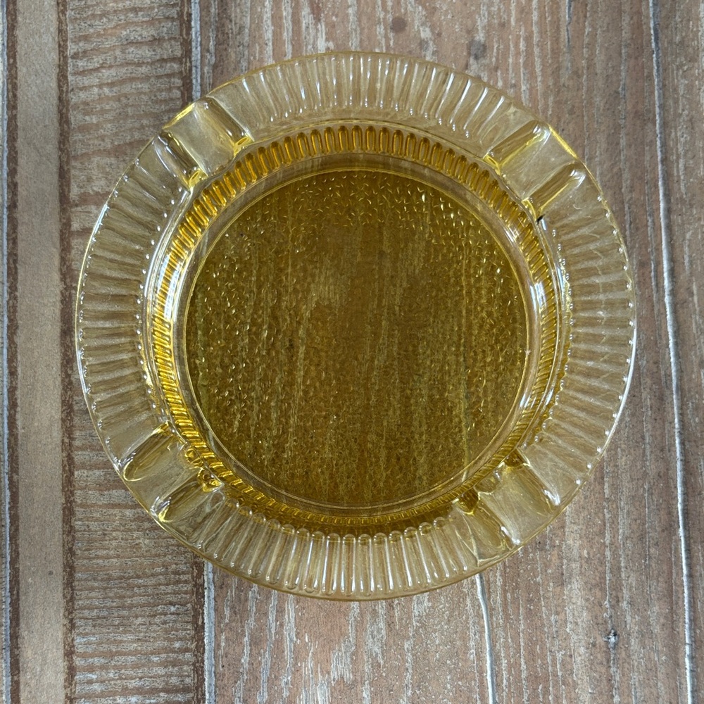 ✨Vintage Amber or Marigold Carnival Glass Ashtray✨